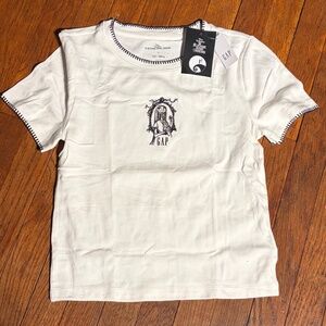 GAP X Disney Embroidery Sally B&W Cropped Shirt Top